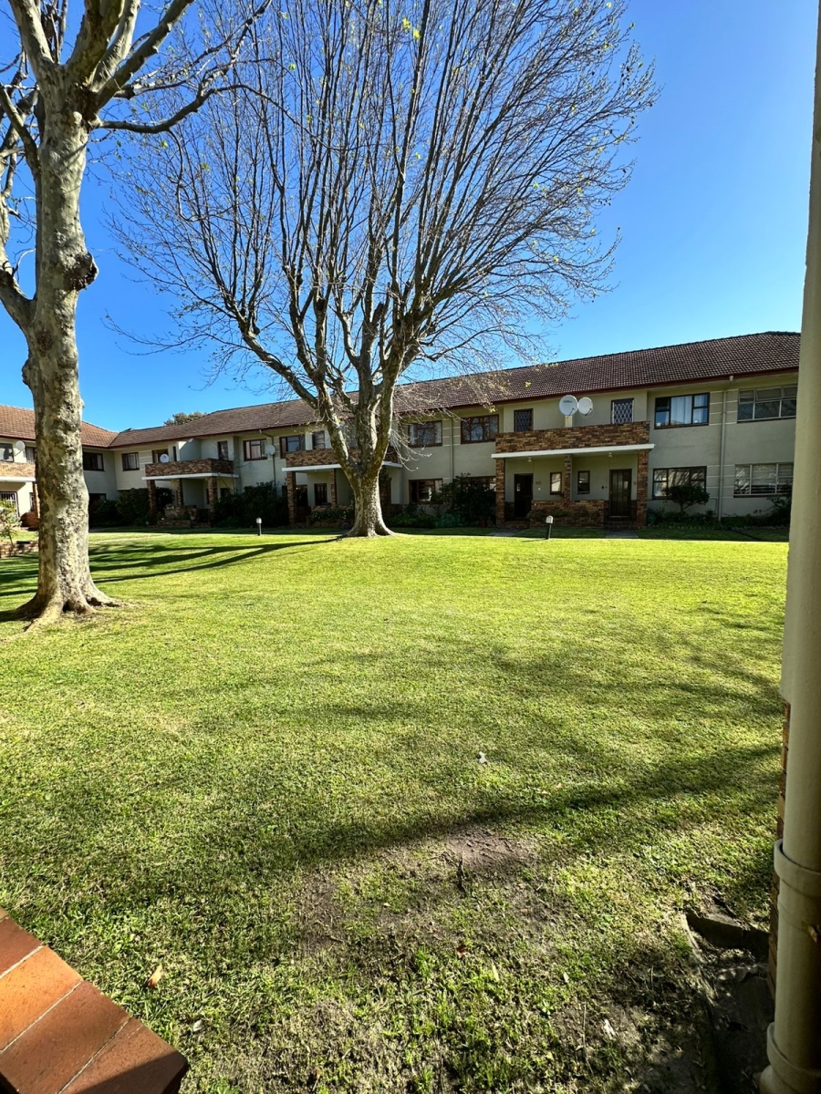To Let 1 Bedroom Property for Rent in Kenilworth Western Cape